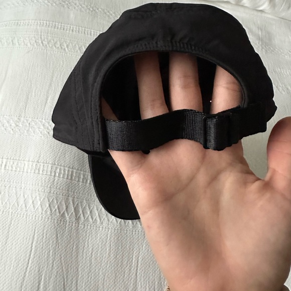 Lululemon Baseball Cap - Picture 4 of 5